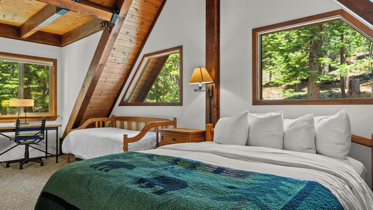 Photo of Bedroom in Kingswood Estates
