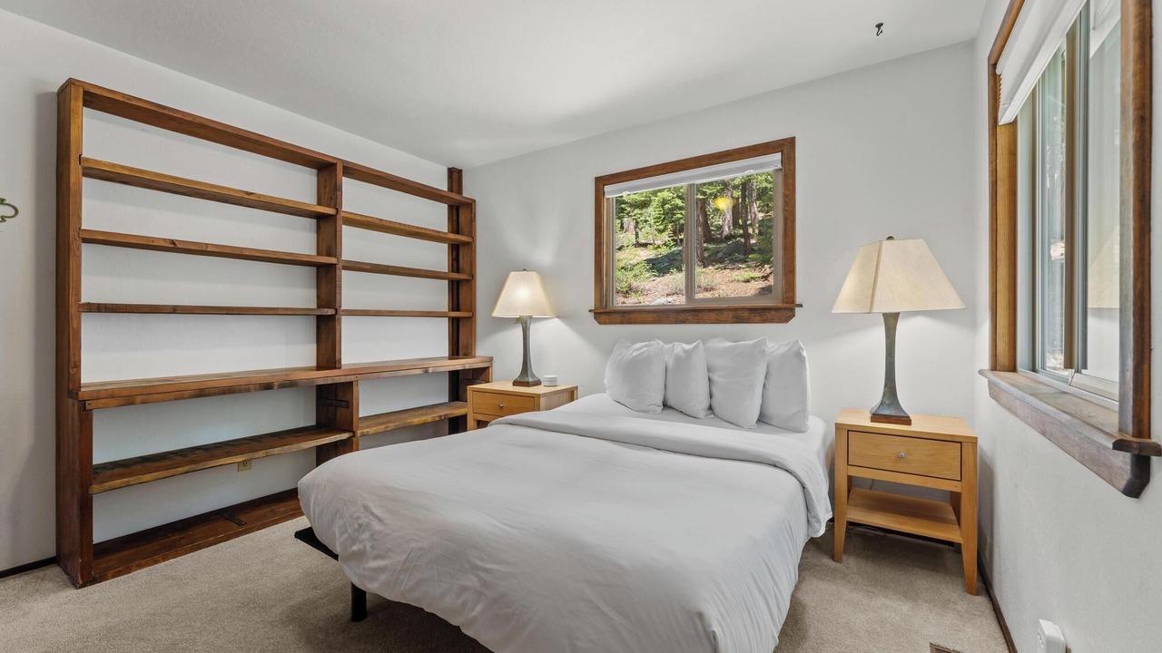 Photo of Bedroom in Kingswood Estates