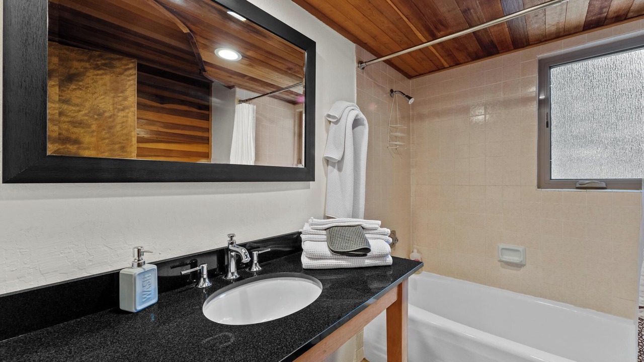 Photo of Bathroom in Kingswood Estates