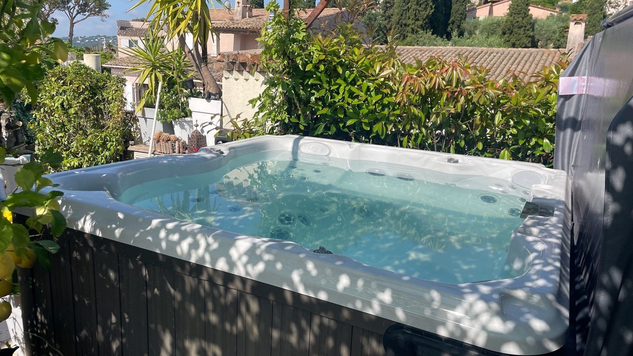 Photo of Outdoor in Gattieres