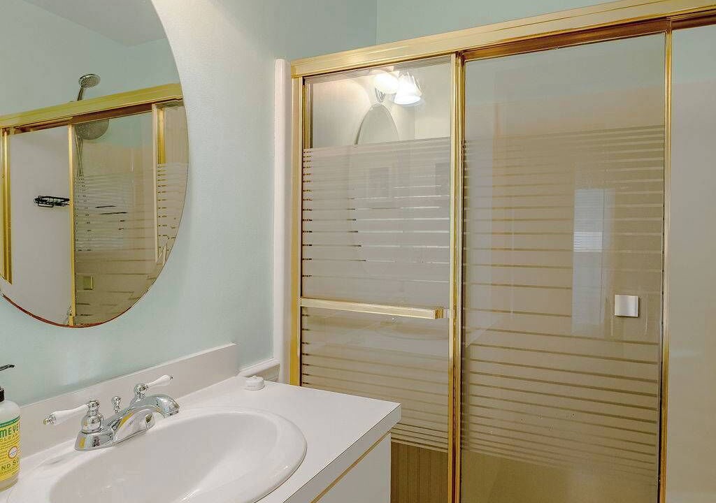 Photo of Bathroom in Peaks Island