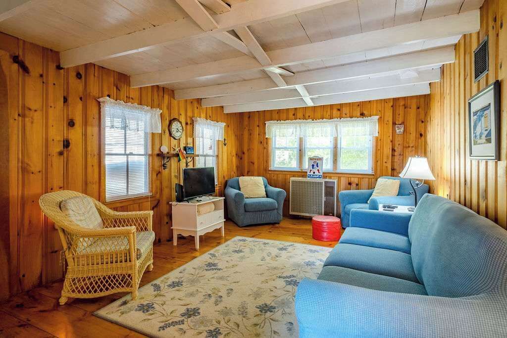 Photo of Livingroom in Peaks Island