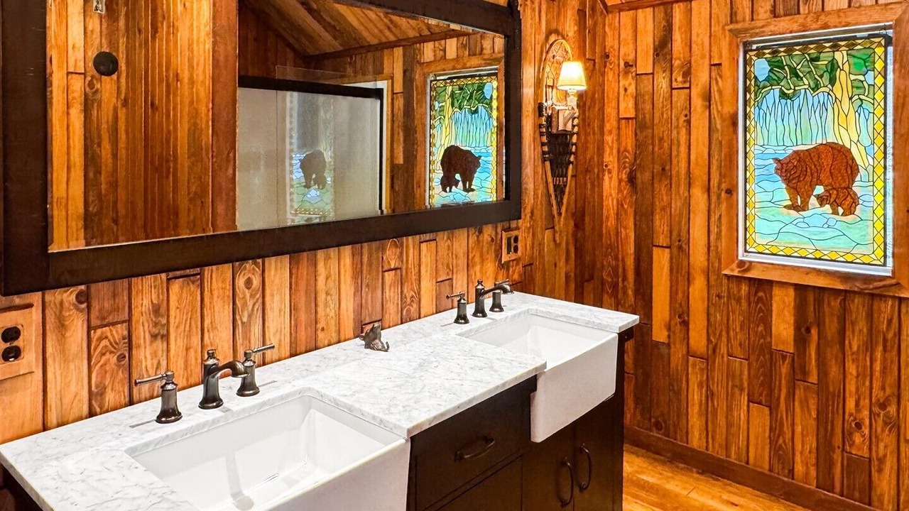 Photo of Bathroom in Inlet