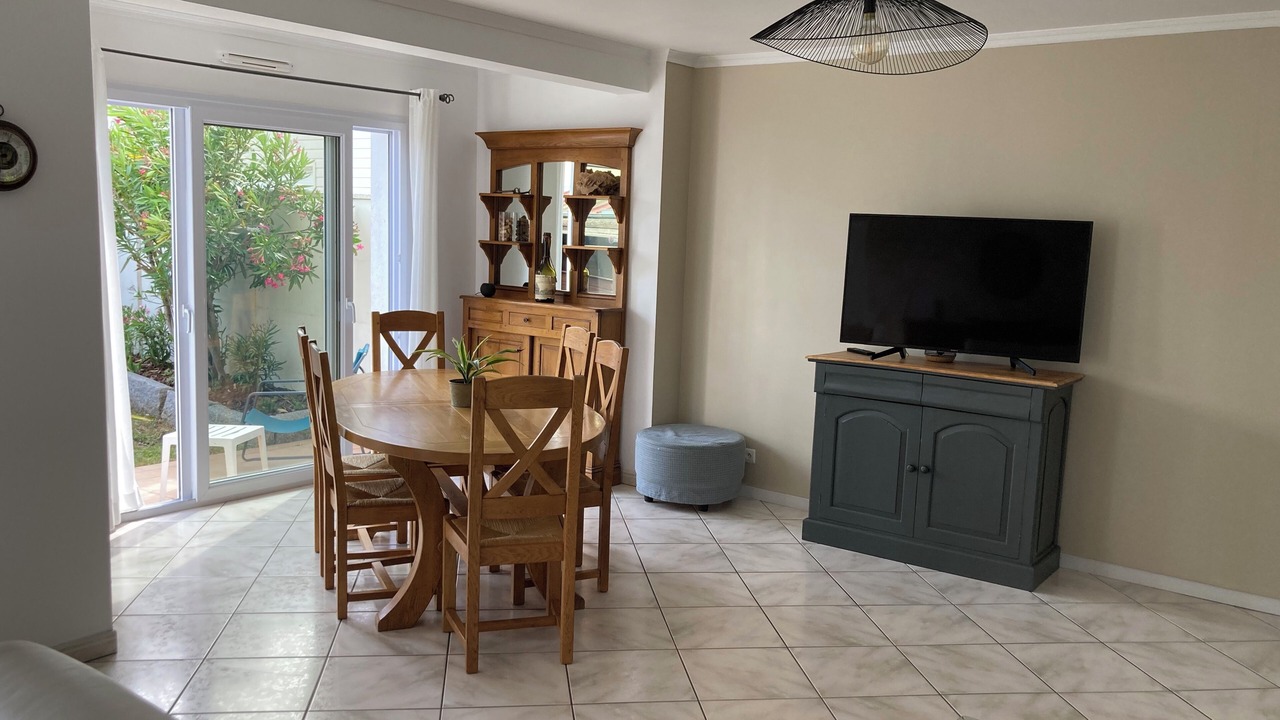 Photo of Livingroom in Saint-Regnobert-de-la-Cote-de-Nacre