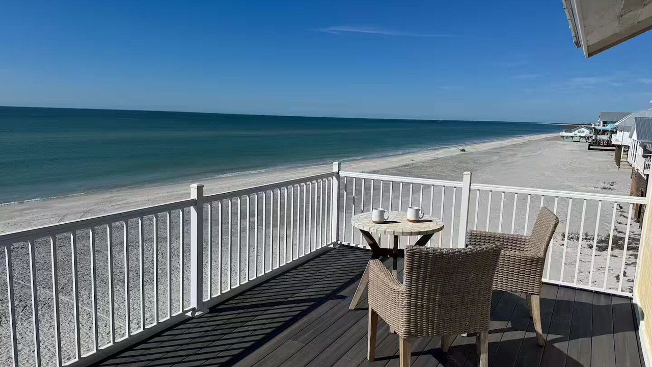 Photo of Outdoor in Palm Island