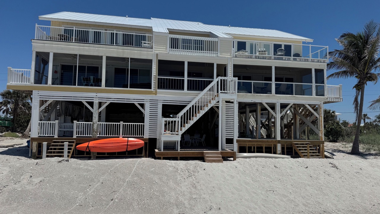 Photo of Outdoor in Palm Island