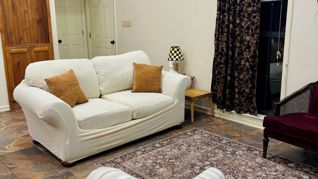 Photo of Livingroom in Evans