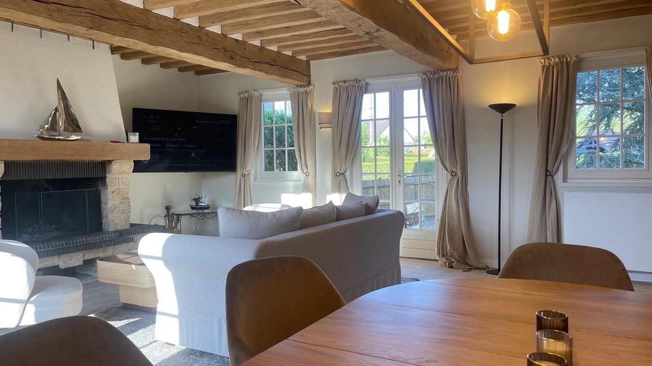 Photo of Livingroom in Trouville-sur-Mer