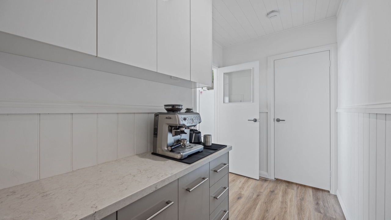 Photo of Others in Mansfield