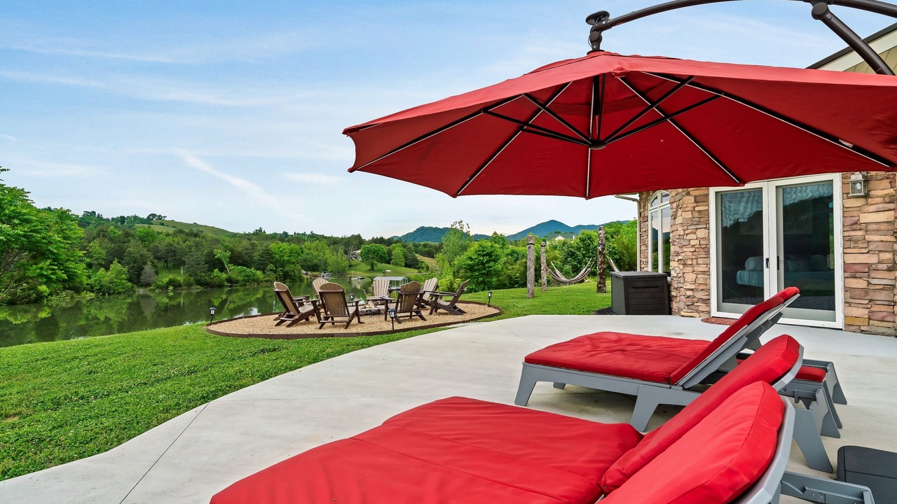 Photo of Patio Balcony in Dandridge