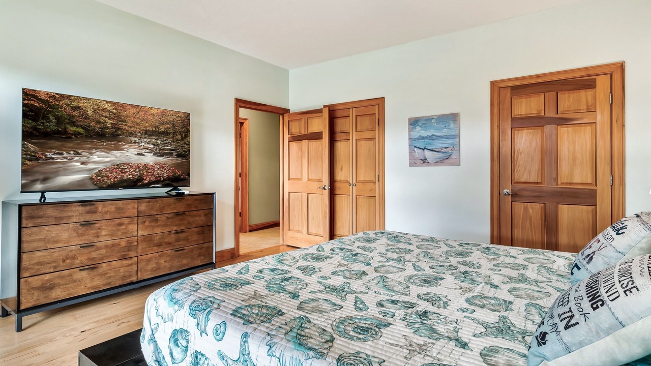 Photo of Bedroom in Dandridge