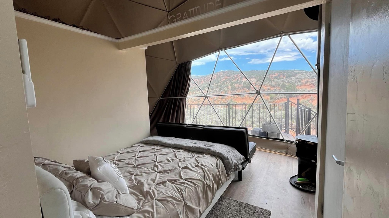 Photo of Bedroom in Laketown