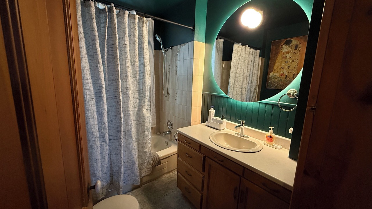 Photo of Bathroom in North End