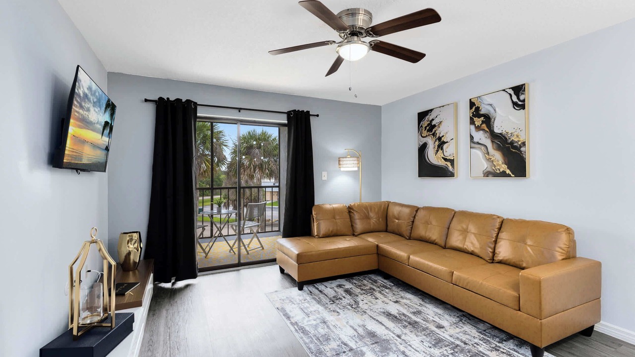 Photo of Livingroom in Titusville