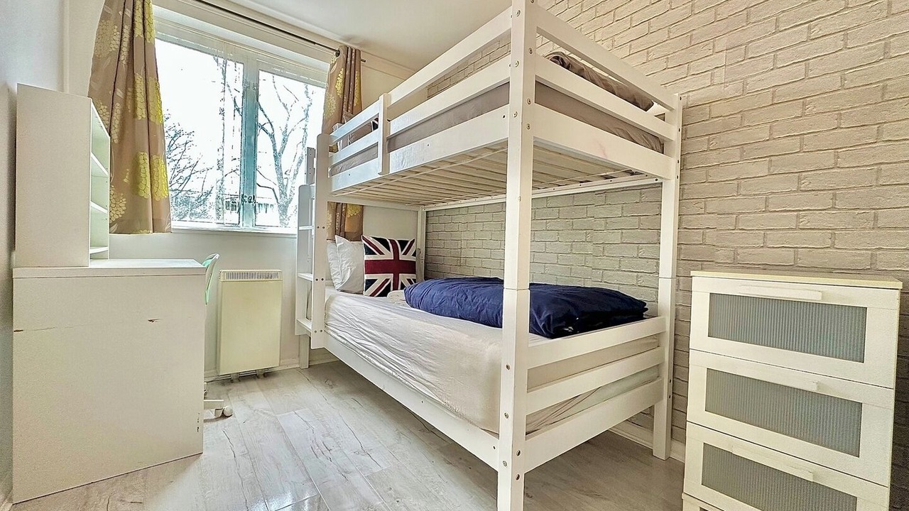 Photo of Bedroom in Stepney Green