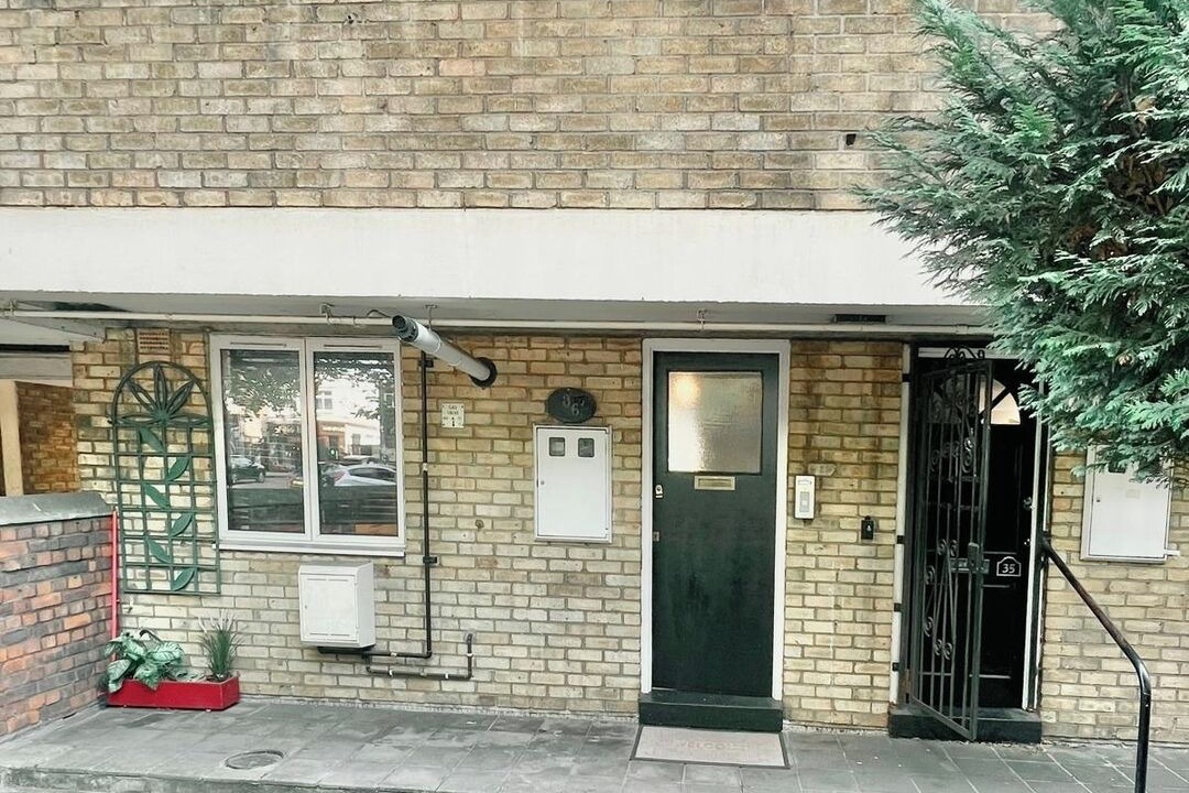 Photo of Outdoor in Stepney Green