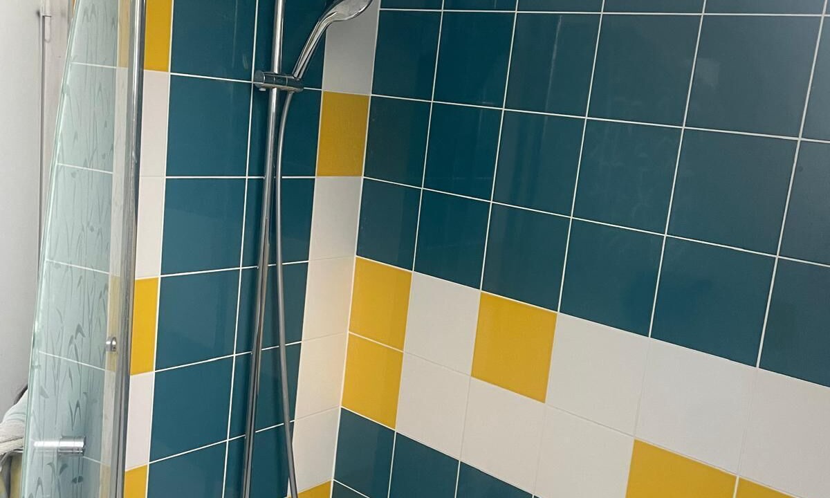 Photo of Bathroom in Le Mesnil-Saint-Denis