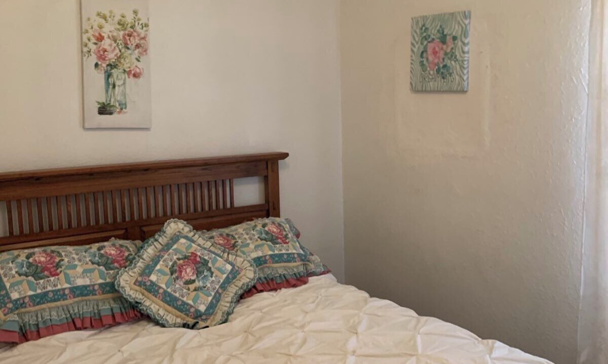 Photo of Bedroom in El Centro