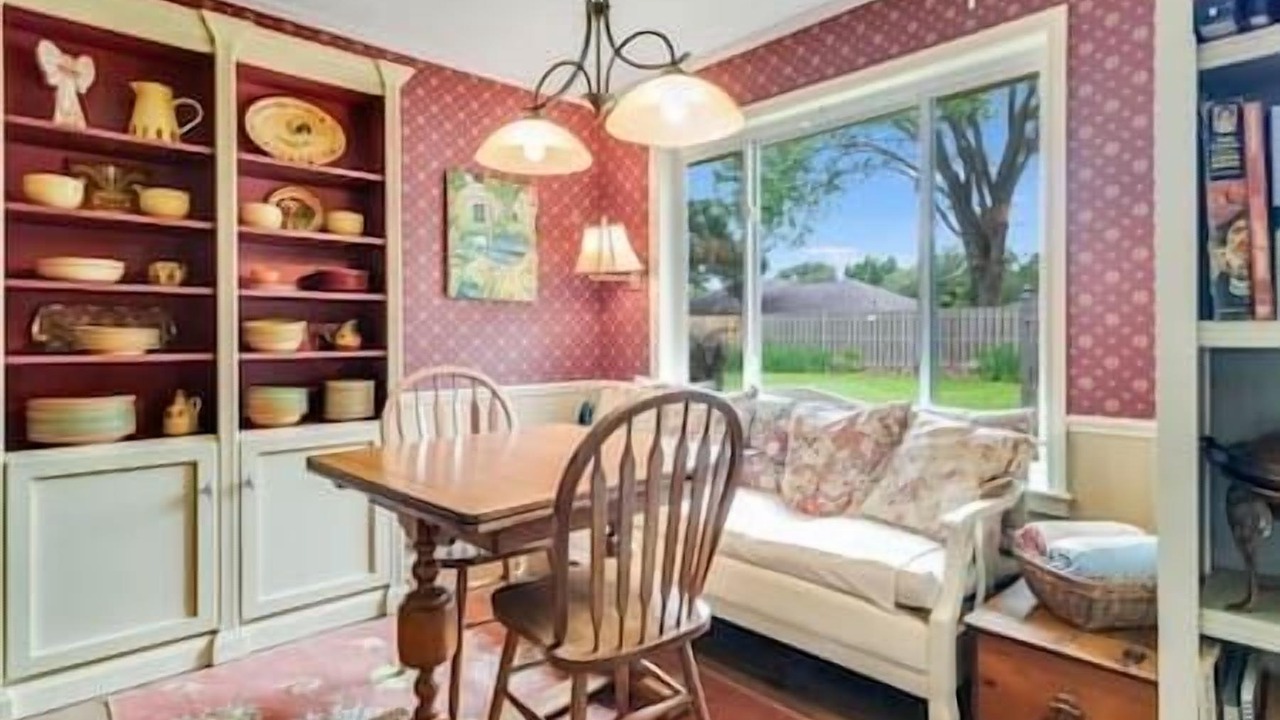 Photo of Livingroom in Lafayette