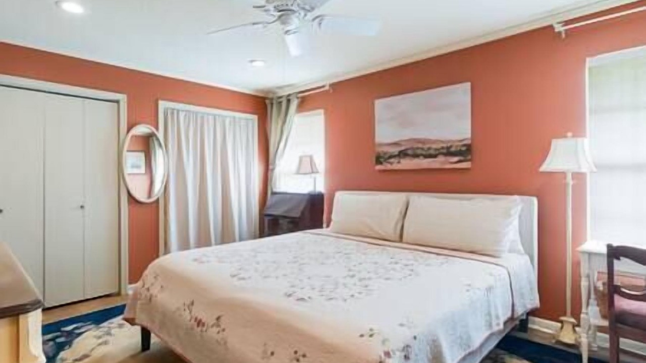 Photo of Bedroom in Lafayette