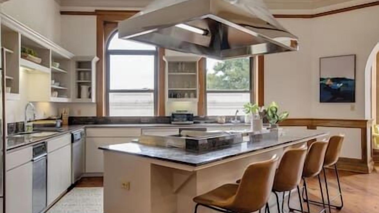 Photo of Kitchen in Downtown