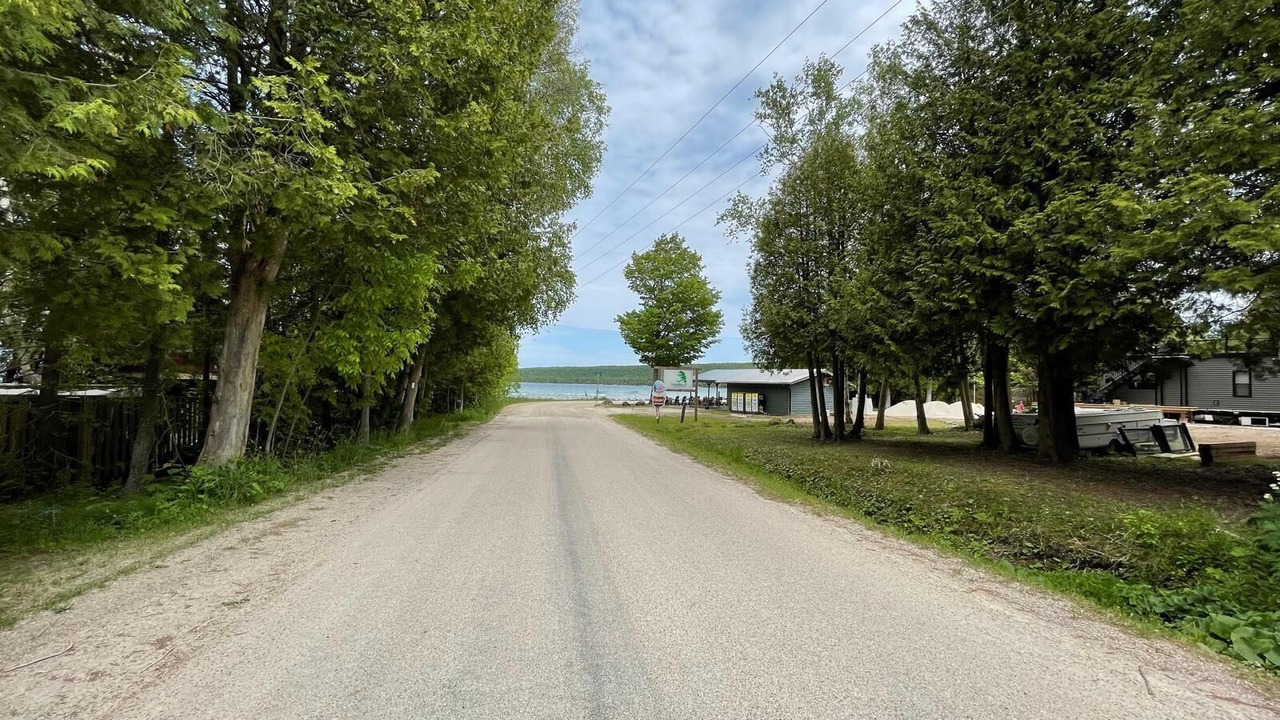 Photo of Others in Hope Bay