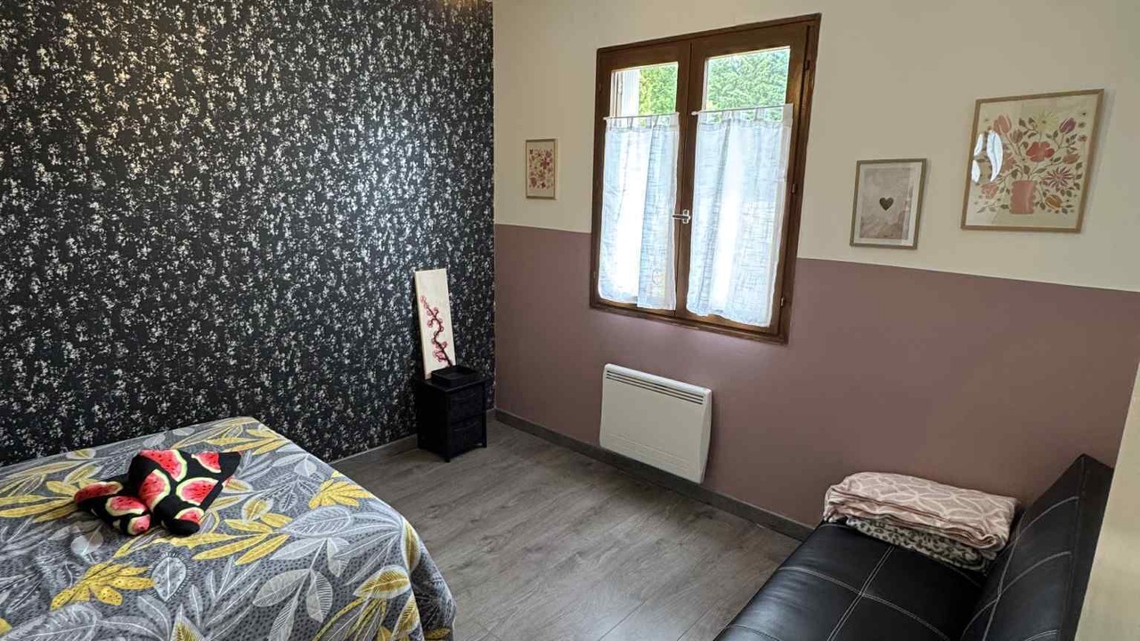 Photo of Bedroom in Saint-Aignan