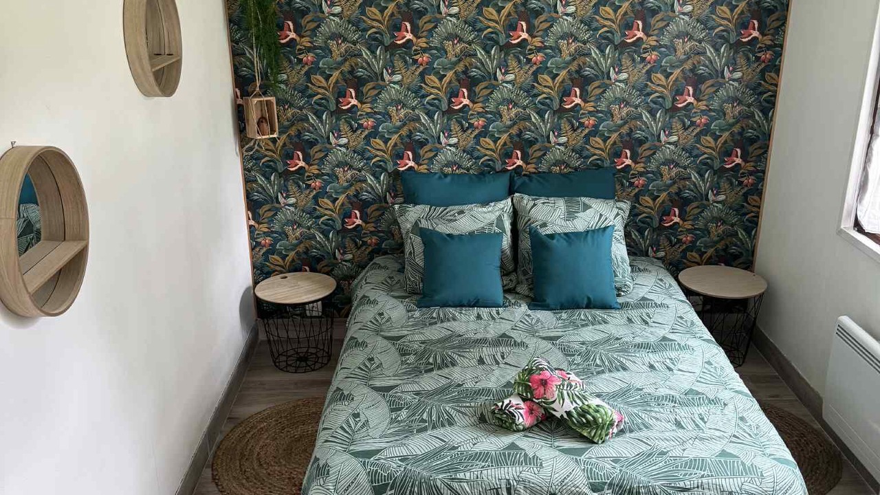 Photo of Bedroom in Saint-Aignan