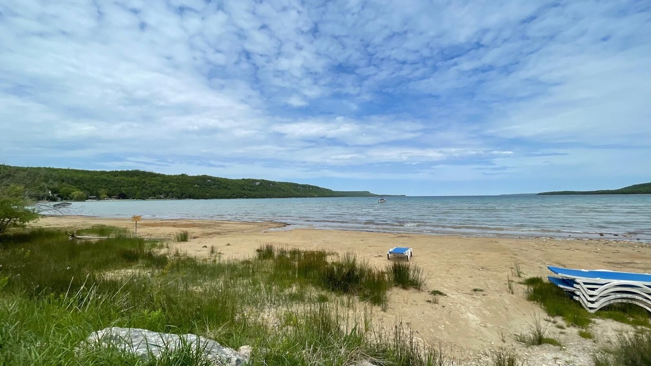 Photo of Others in Hope Bay