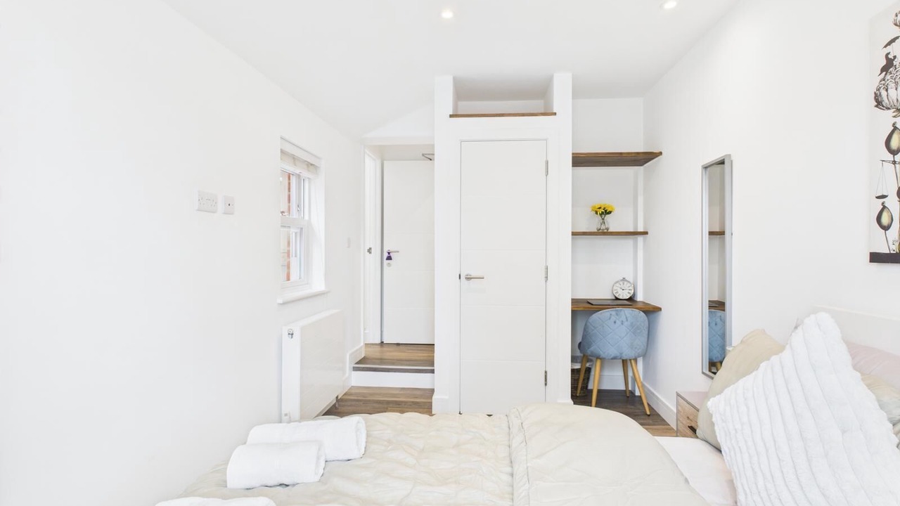 Photo of Others in Reading