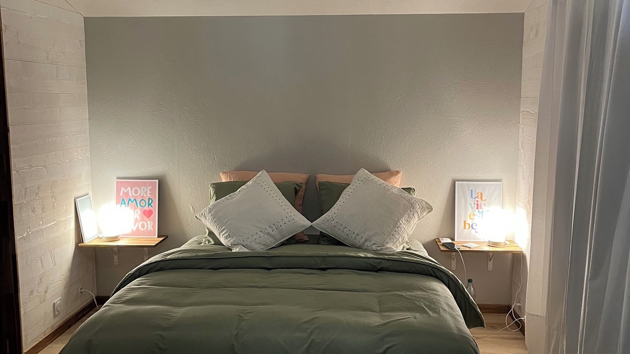 Photo of Bedroom in Plougoumelen