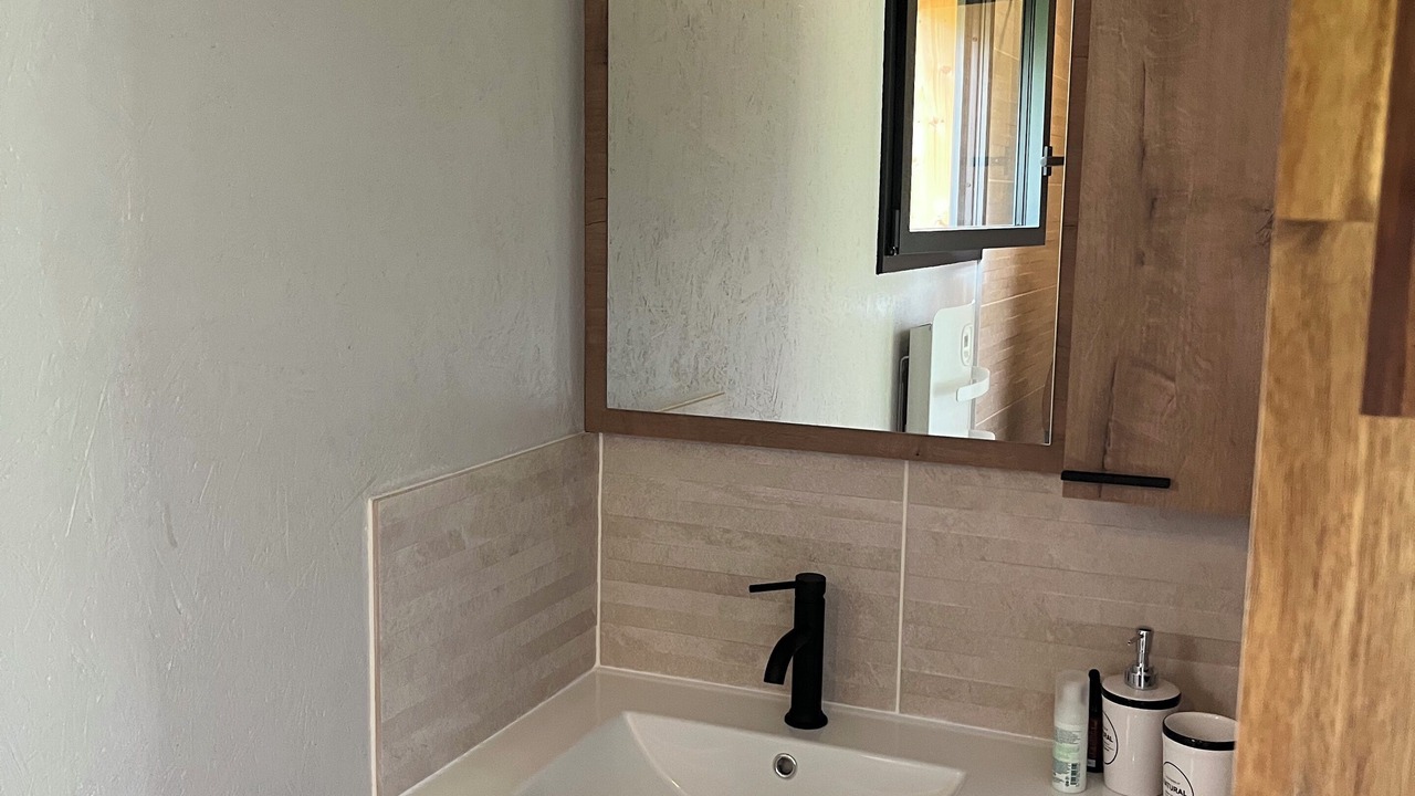 Photo of Bathroom in Plougoumelen