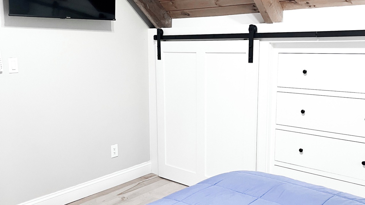 Photo of Bedroom in Lake Arrowhead