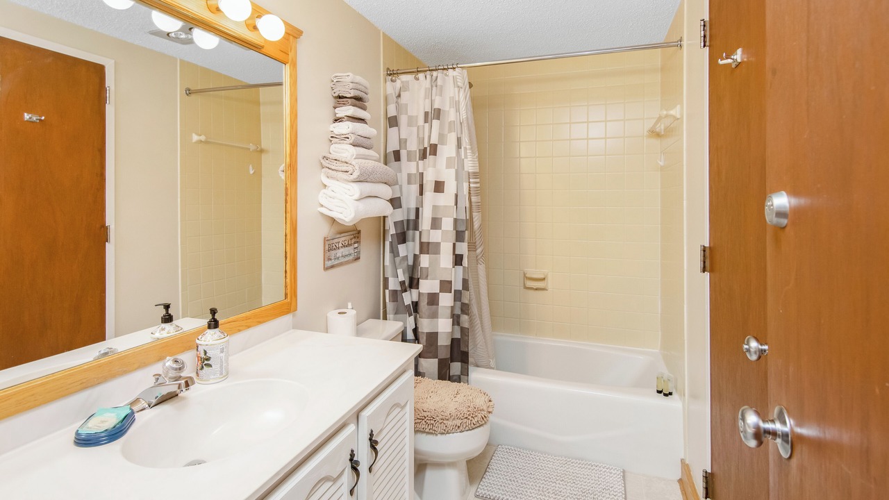 Photo of Bathroom in Jeffersonville