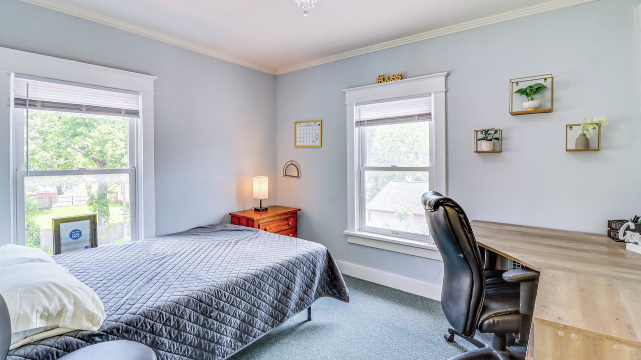 Photo of Bedroom in Arlington Heights