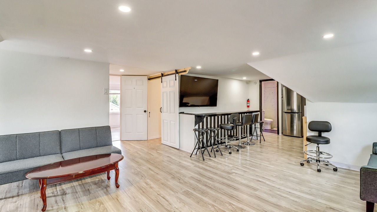 Photo of Others in Arlington Heights