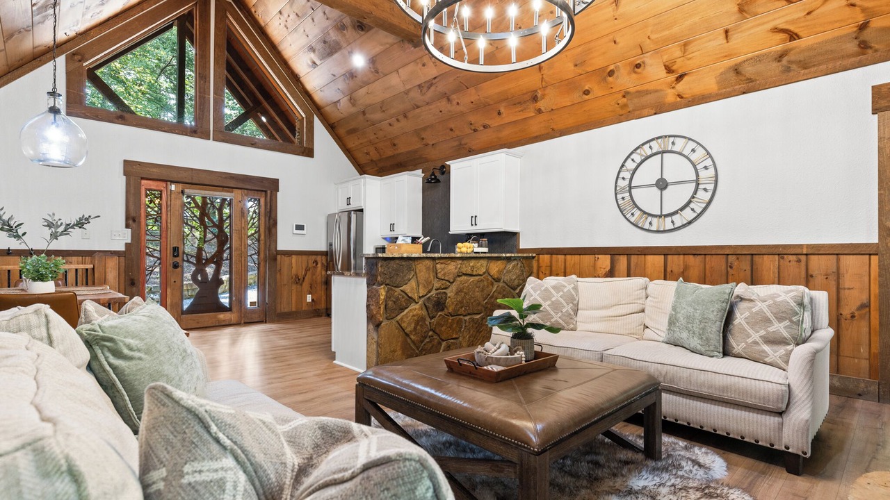 Photo of Livingroom in Cashes Valley
