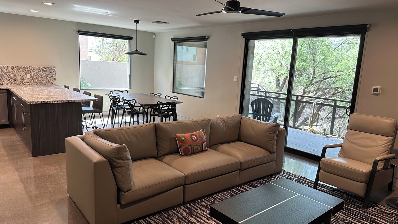 Photo of Livingroom in Cave Creek
