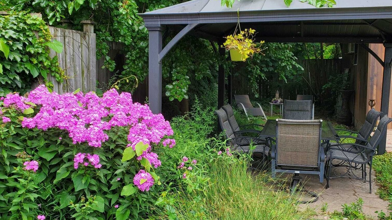 Photo of Patio Balcony in Niagara Falls