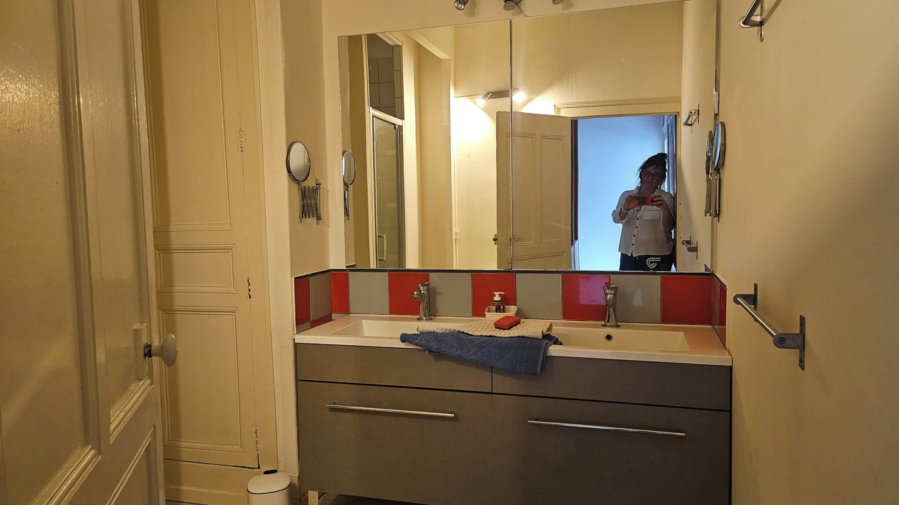Photo of Bathroom in Loches