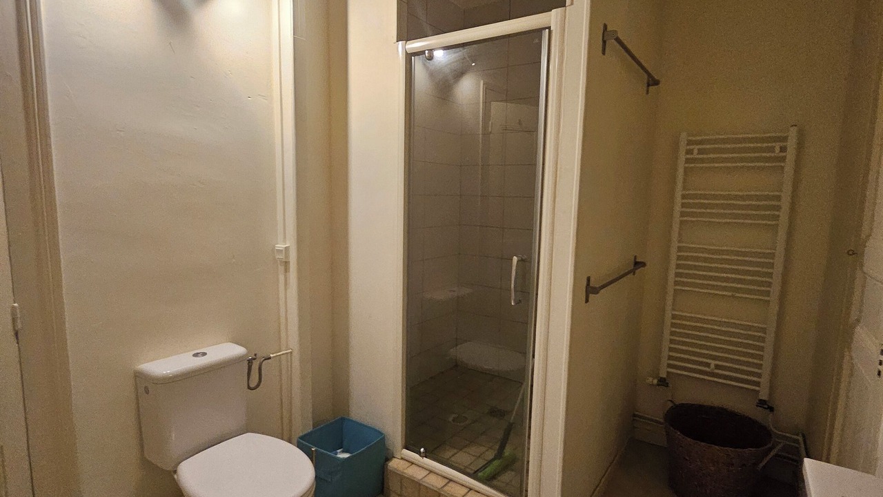 Photo of Bathroom in Loches