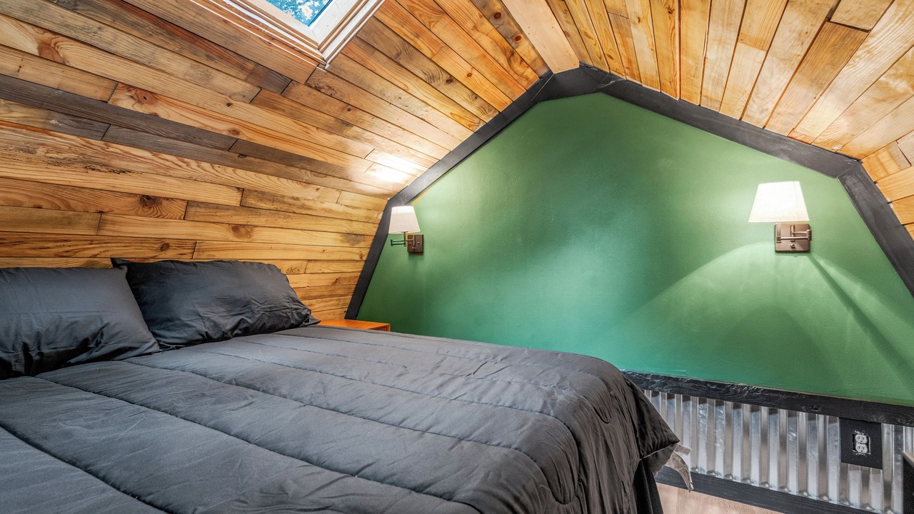 Photo of Bedroom in Mineola