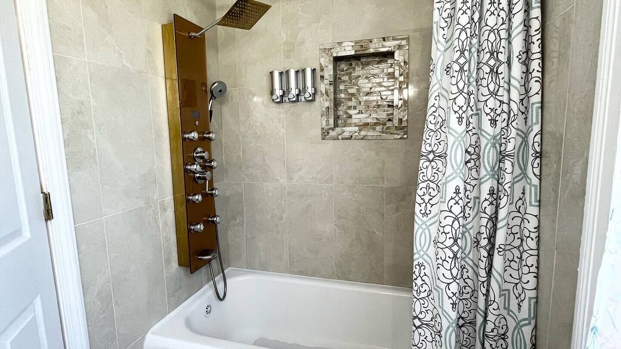 Photo of Bathroom in Mobile