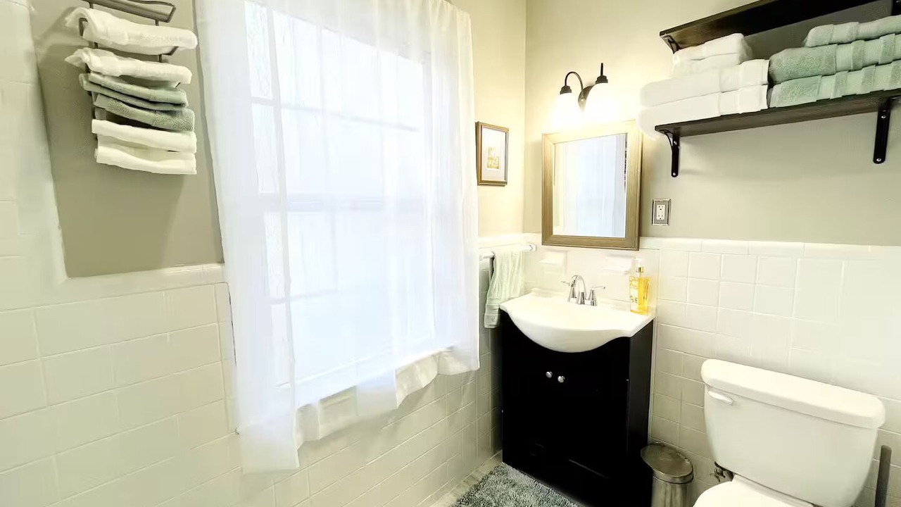 Photo of Bathroom in Mobile