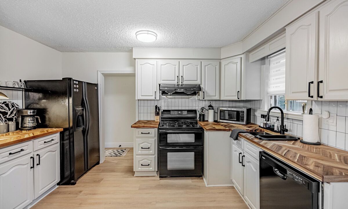Photo of Kitchen in Lakeview