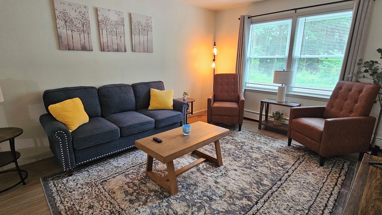Photo of Livingroom in Niles