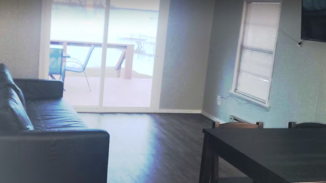 Photo of Livingroom in Elmo