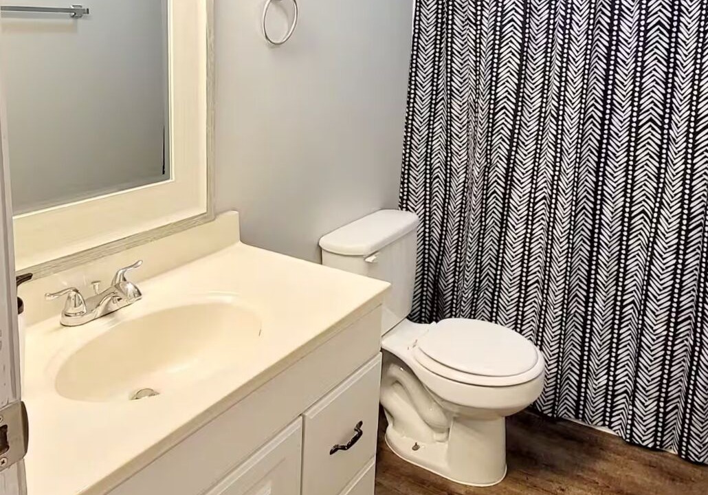 Photo of Bathroom in Elmo