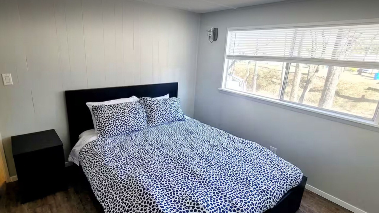 Photo of Bedroom in Elmo