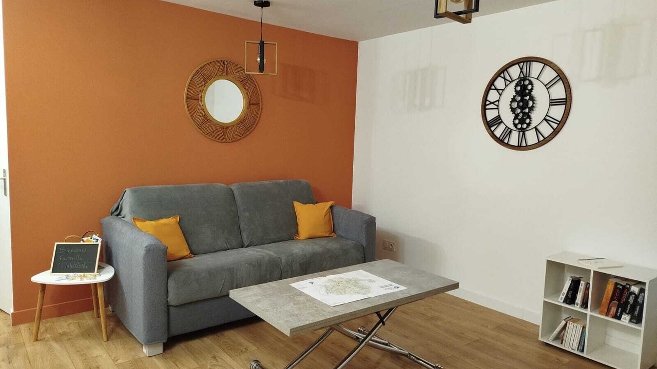 Photo of Livingroom in Saint-Julien-en-Saint-Alban